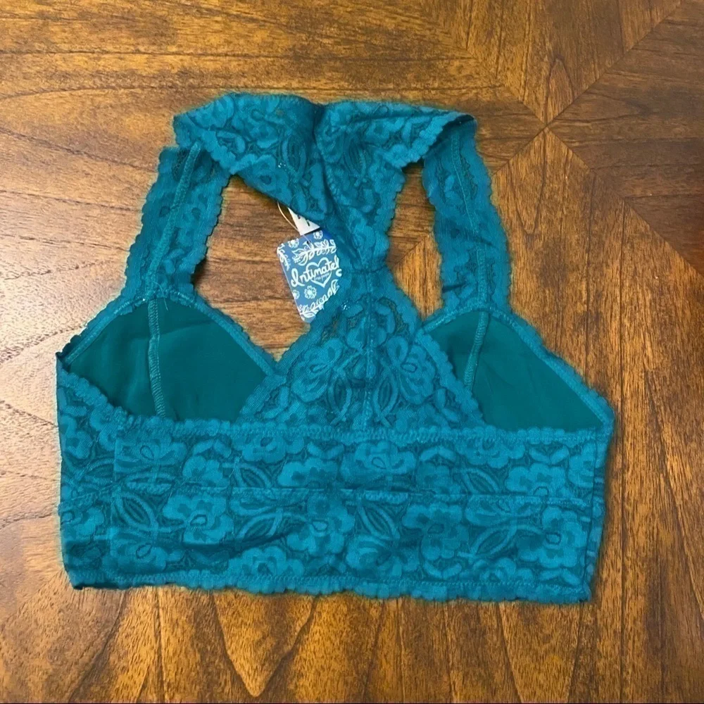 FREE PEOPLE Galloon Lace Racerback Bralette Size Small NWT